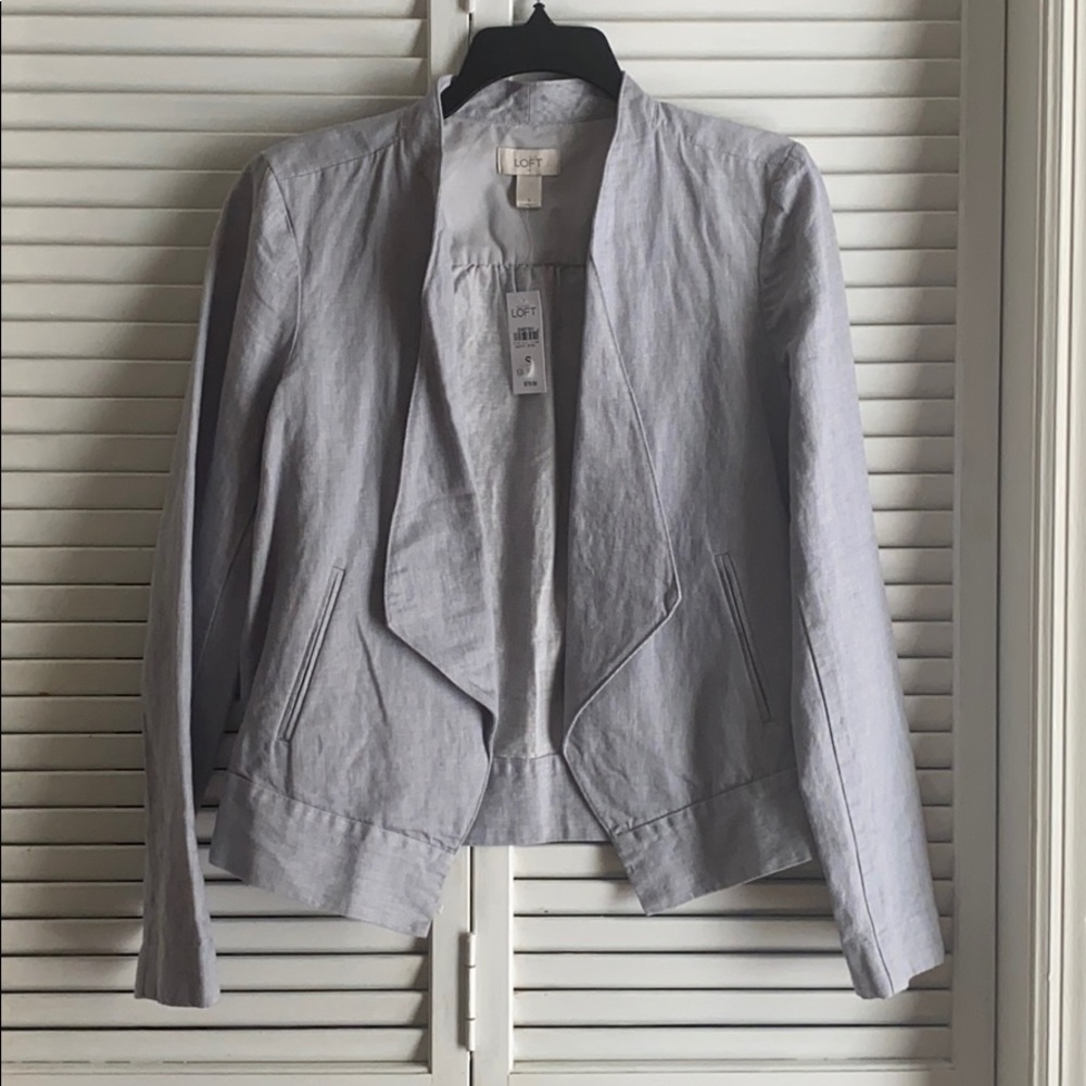 Gray blazer